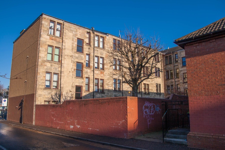 Farme Castle (site of) Castle in Rutherglen, Lanarkshire